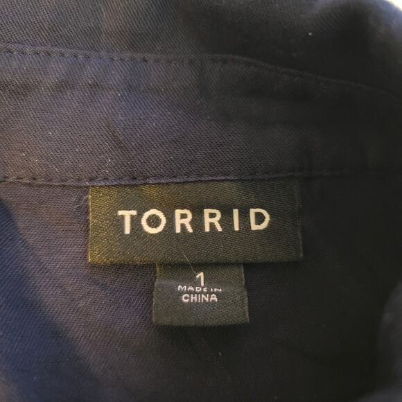 Torrid Navy Blue SS Button Up Rayon Stretch Pocket Shirt Women's Plus 1X - Picture 11 of 12